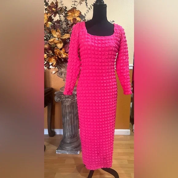 ANTONIO MELANI Bubble Smocked Knit Square Neck Long Sleeve Midi Bodycon Dress - Picture 1 of 9